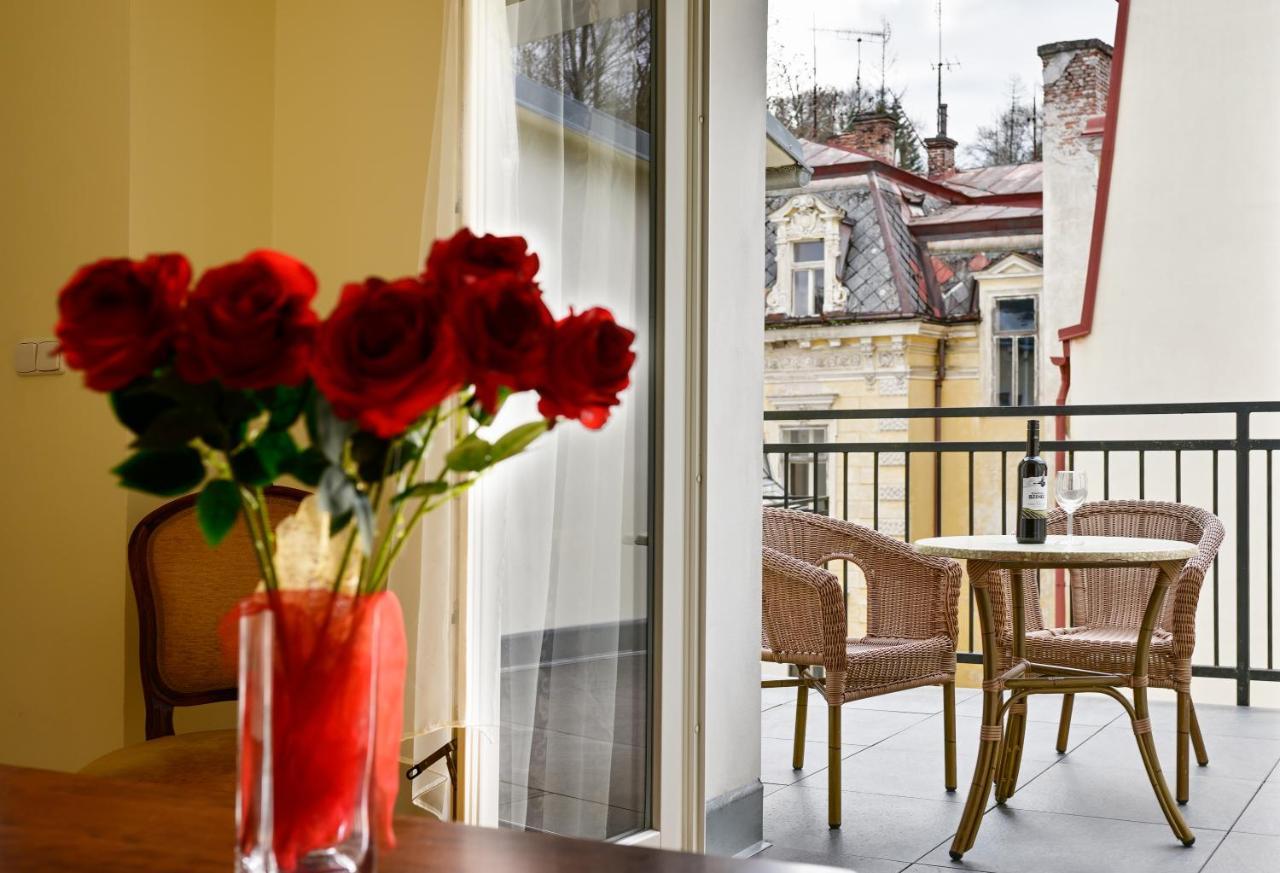 Residence Romanza Mariánské Lázně Esterno foto