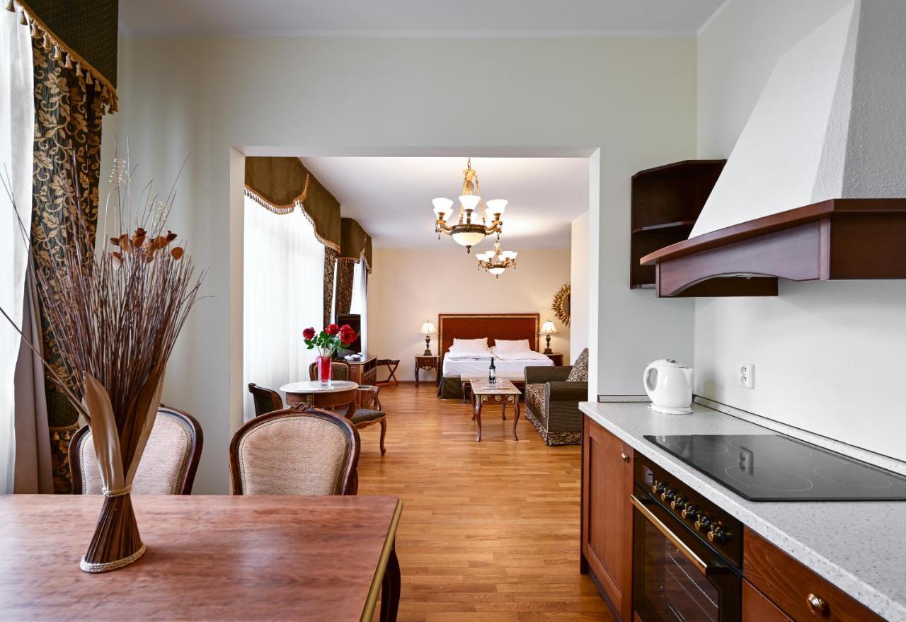 Residence Romanza Mariánské Lázně Esterno foto