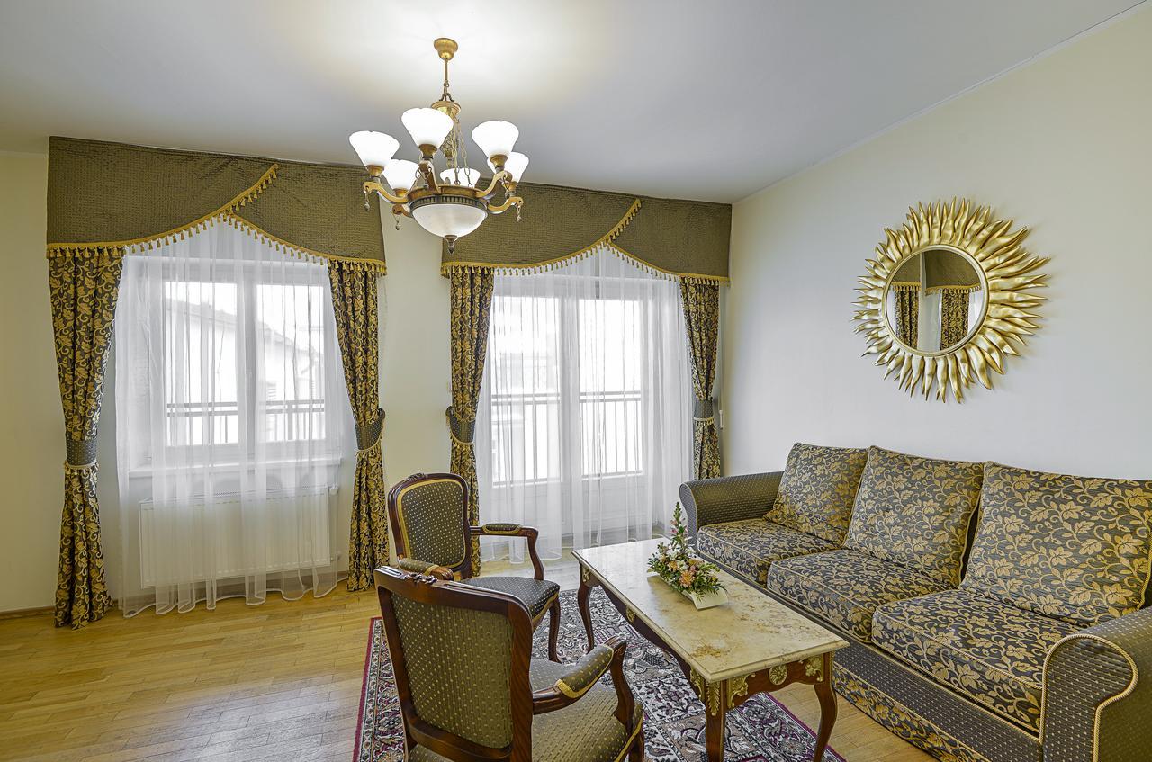 Residence Romanza Mariánské Lázně Esterno foto